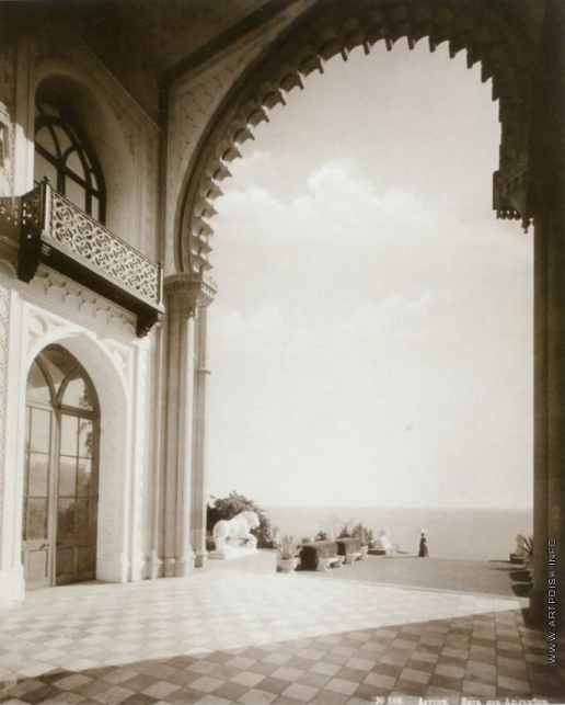 Сокорнов В. Н. Алупка. Вид из Альгамбры